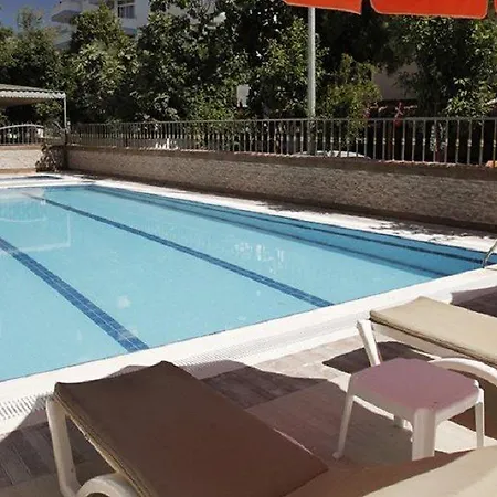 Otel Kleopatra Ada