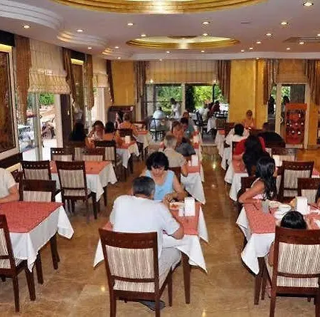 Otel Kleopatra Ada 4*